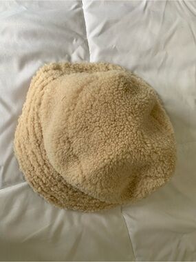 New with tags URBAN OUTFITTERS unisex hat